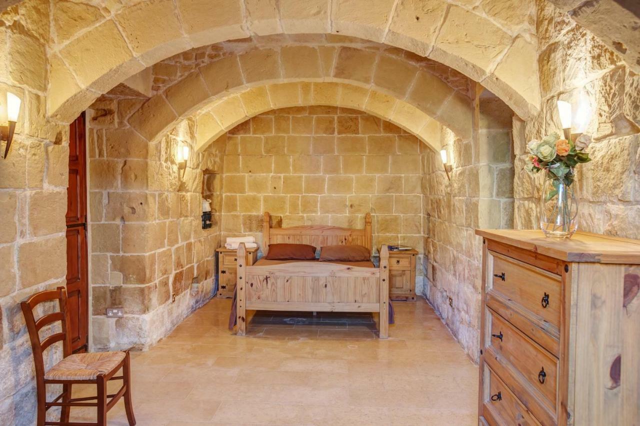 Il-Palma Holiday Farmhouse With Sunny Private Pool In Island Of Gozo Арб Экстерьер фото