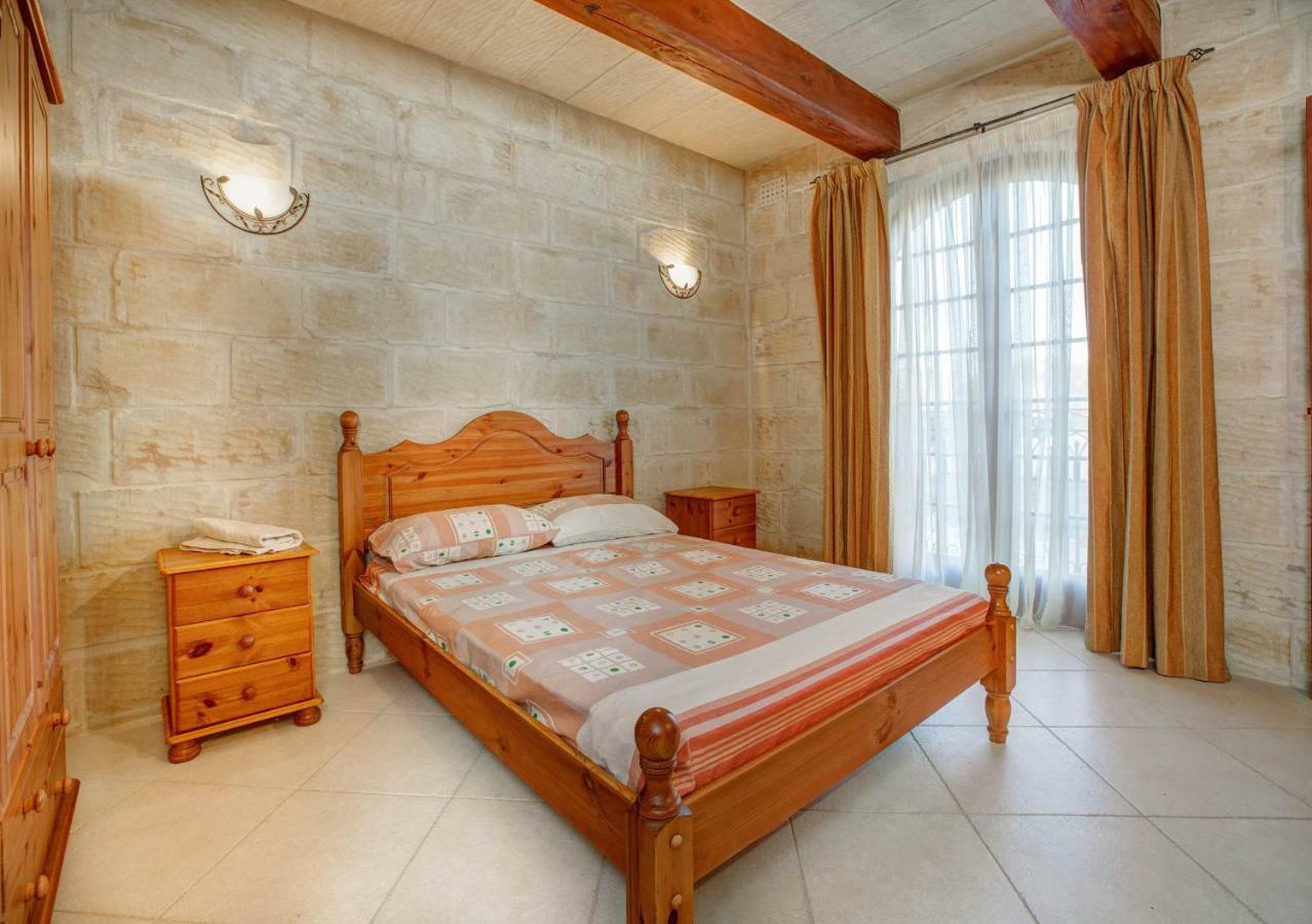 Il-Palma Holiday Farmhouse With Sunny Private Pool In Island Of Gozo Арб Экстерьер фото