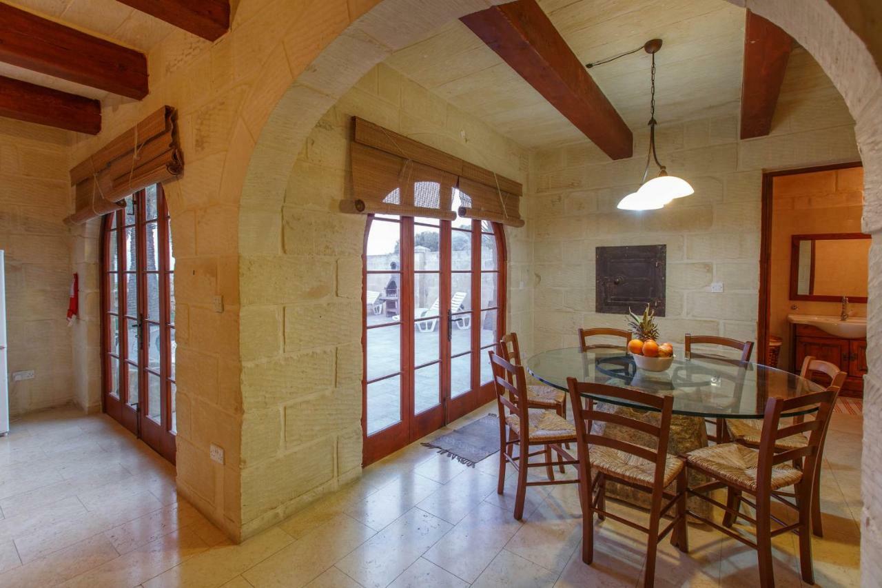 Il-Palma Holiday Farmhouse With Sunny Private Pool In Island Of Gozo Арб Экстерьер фото